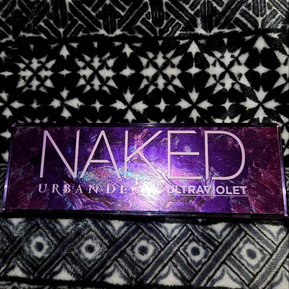 UD Naked Ultraviolet Pallette
